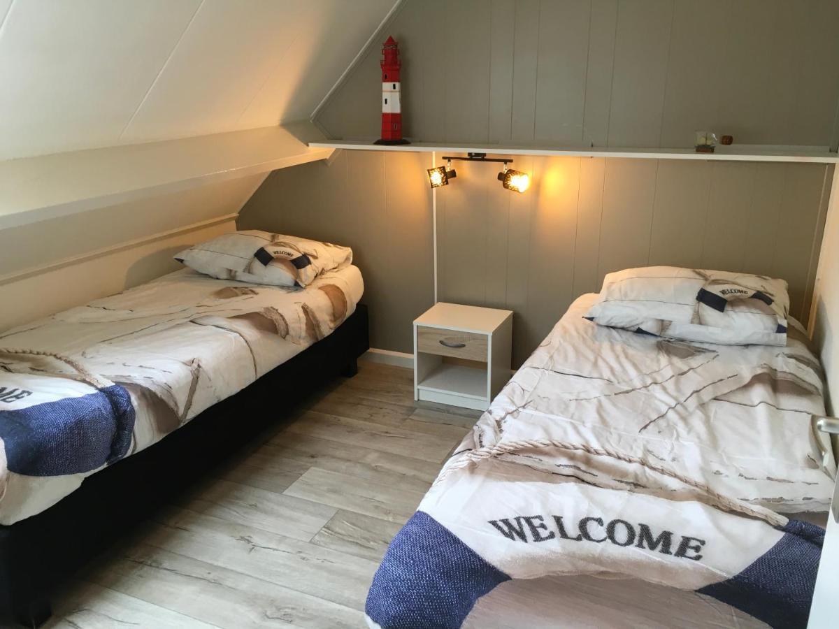 Vakantiehuis Cozy In Quiet Neighbourhood